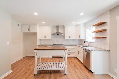 11915 W 66th Terrace, Shawnee, KS 66216 - photo 6