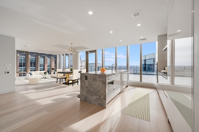 EchelonSeaport Towers 1 & 2 unit PH 1B, Boston, MA 02210 - photo 2