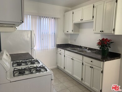 1330 S Wilton Place unit 5, Los Angeles, CA 90019 - photo 3