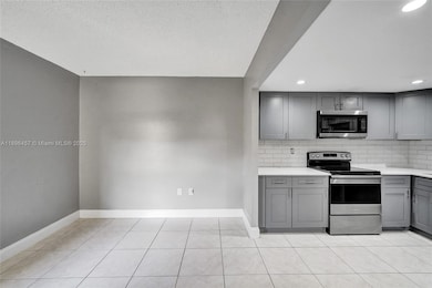 Lafayette Condominiums unit 20, Coral Springs, FL 33065 - photo 6