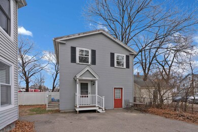 74 Charles St unit B, Rochester, NH 03867 - photo 2