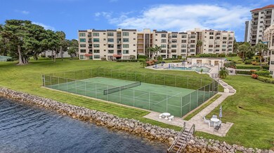 Everglades Condominiums unit 602, North Palm Beach, FL 33408 - photo 7