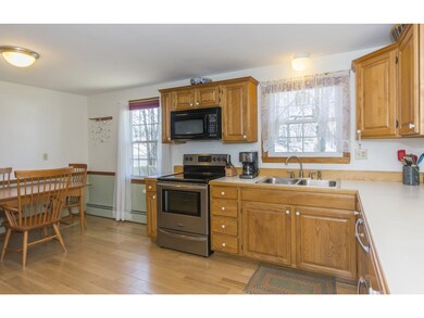 218 Hillhaven Rd, Manchester, NH 03104 - photo 5