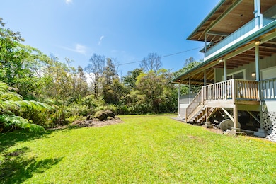 Well-kept front yard