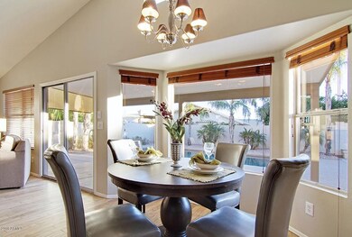 DiningRm_0412