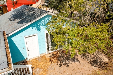 Detached Bonus Building View