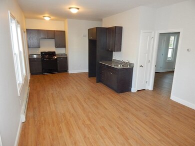 74 Railroad St unit 76, Lawrence, MA 01841 - photo 6