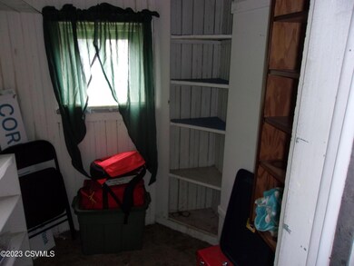 136 N Arch St, Milton, PA 17847 - photo 7