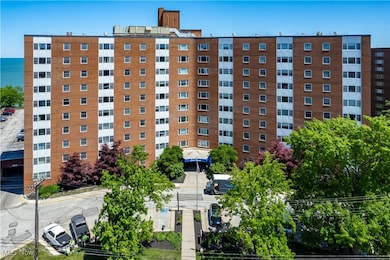 11850 Edgewater Dr unit 512, Lakewood, OH 44107 - photo 3