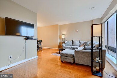 The Towers at Harbor Court unit 706, Baltimore, MD 21202 - photo 2