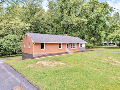 04-201 Forest Ridge Dr_04
