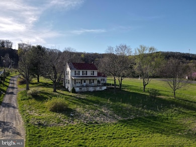 58 Kyne Ln, Berkeley Springs, WV 25411 - photo 6