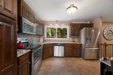 10201 W 56th Terrace, Shawnee, KS 66203 - photo 7