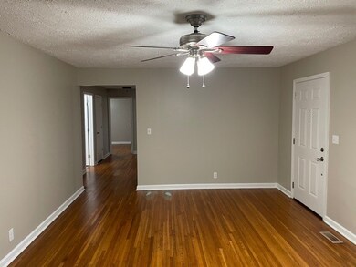 611 Henley St, Manchester, TN 37355 - photo 2