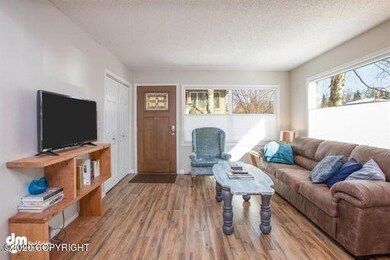 2544 Forest Park Dr unit 1, Anchorage, AK 99517 - photo 3