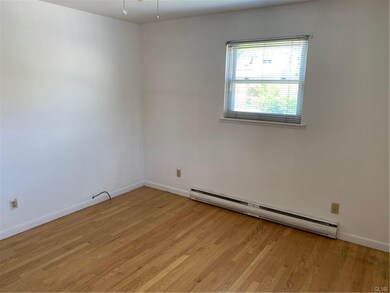 1913 W Whitehall St unit 1, Allentown, PA 18104 - photo 7