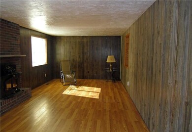 Plenty of room for furniture and entertaining in h