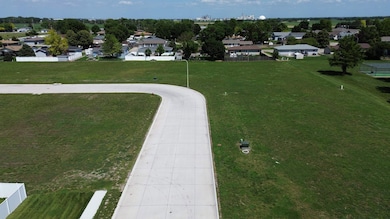 609 6th St, Columbus, NE 68601 - photo 2