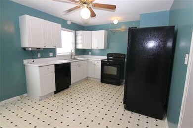 11724 W 68th Place, Shawnee, KS 66203 - photo 6