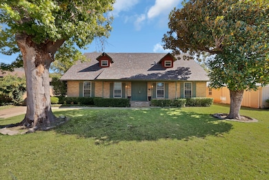 9426 Whittenburg Gate, Dallas, TX 75243 - photo 3