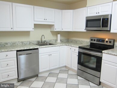 6 Hamlet Dr, Owings Mills, MD 21117 - photo 3