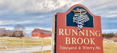 335 Old Fall River Rd, Dartmouth, MA 02747 - photo 4