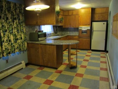 3610 Wilmore St, Easton, PA 18045 - photo 7