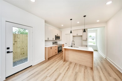 932 S Lane Unit A Ln, South Houston, TX 77088 - photo 5