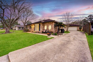 4203 Ravine Dr, Friendswood, TX 77546 - photo 7