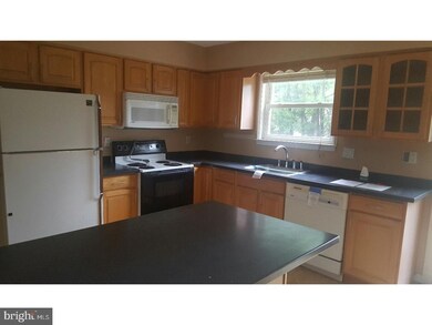 204 Centaurian Dr, West Berlin, NJ 08091 - photo 6