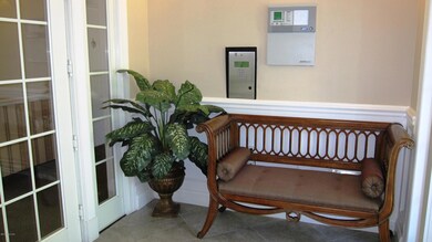 2 Homestead Ln unit 313, Greenwich, CT 06831 - photo 5