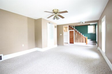 1925 Clay St, Cedar Falls, IA 50613 - photo 3