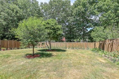 861 Canterbury St, Roslindale, MA 02131 - photo 3