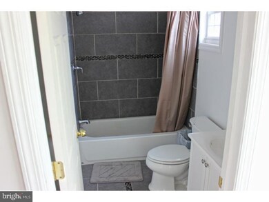 136 York St unit 2, Camden, NJ 08102 - photo 6