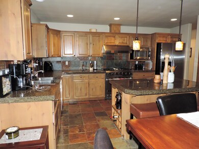 1 kitchen
