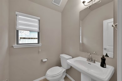 2823 Wilde Redbud Ln, Shenandoah, TX 77385 - photo 5