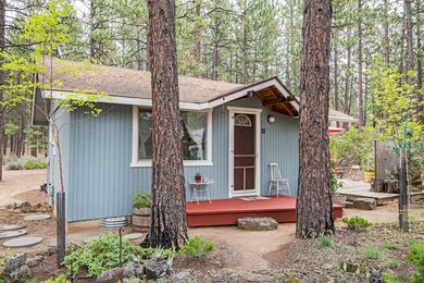 18960 Obsidian Rd, Bend, OR 97702 - photo 2