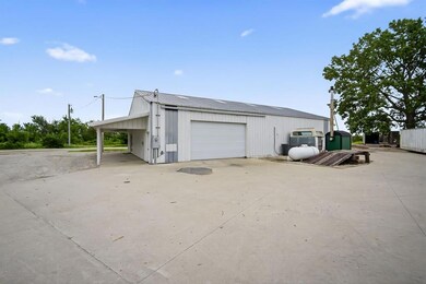 20234 495th Ln, Chariton, IA 50049 - photo 4