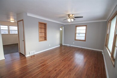 119 15th St NW, Cedar Rapids, IA 52405 - photo 4