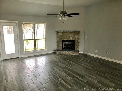 10435 S 230th East Ave, Broken Arrow, OK 74014 - photo 7