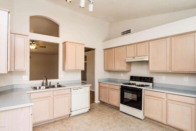 850 N Bogle Ct, Chandler, AZ 85225 - photo 7
