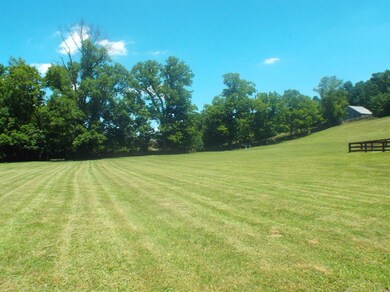 751 Stoneleigh Dr, Frankfort, KY 40601 - photo 7