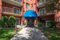 Sagamore Place Condominiums unit 1009, Quincy, MA 02171 - photo 2