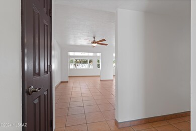 3609 S Prudence Rd, Tucson, AZ 85730 - photo 2