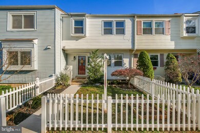 17517 Hoskinson Rd, Poolesville, MD 20837 - photo 2