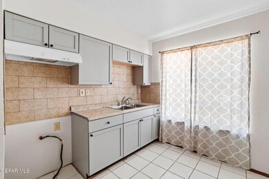 504 Chula Vista St unit 508, El Paso, TX 79915 - photo 5