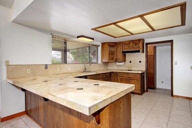 701 N 25TH ST Mesa AZ 85213 Kitchen