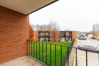 6151 W Thorndale Ave unit 2B, Chicago, IL 60646 - photo 7