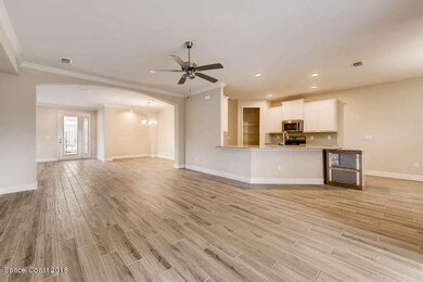 Maplewood B-small-002-6-Living Room-666x