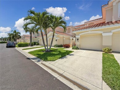 View of front facade with concrete driveway, stucc